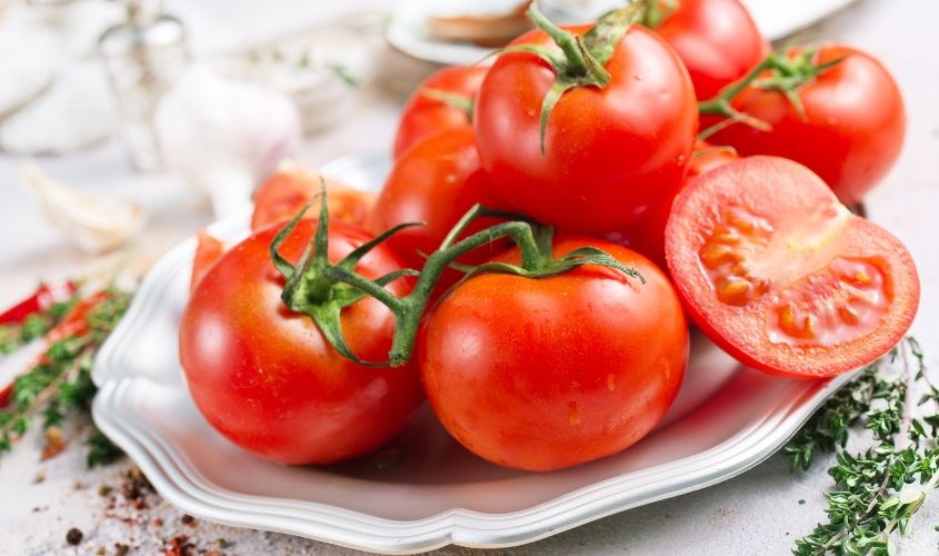 Triệt lông nách bằng cà chua Triệt lông nách bằng cà chua