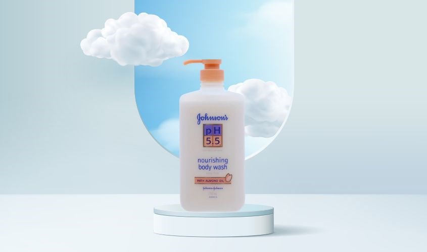 Sữa tắm Johnson Sữa tắm Johnson's pH 5.5 dưỡng thể hương dịu nhẹ 750 ml