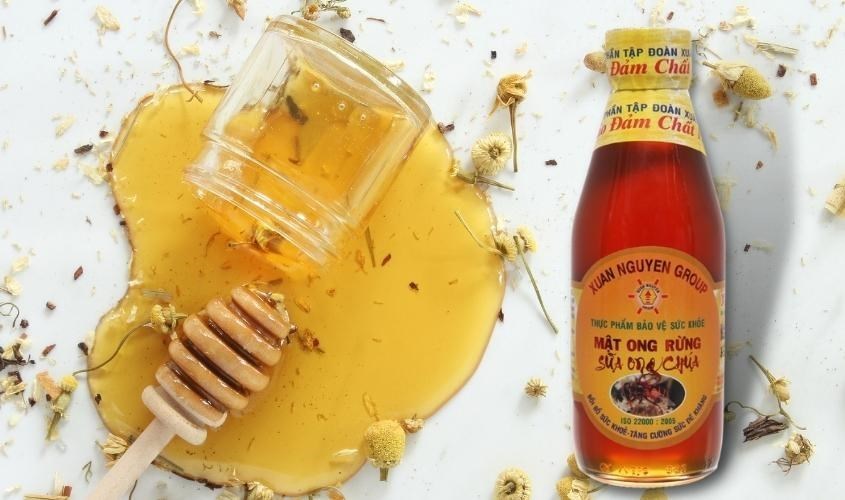 Mật ong rừng nguyên chất pha sữa ong chúa Xuân Nguyên 200 ml