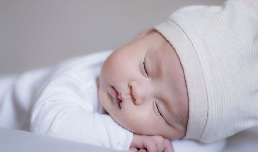 Nguyên nhân ảnh hưởng đến giấc ngủ của bé