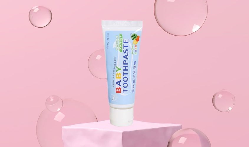 Kem đánh răng cho bé từ 6 tháng tuổi KuKu hương trái cây 50g