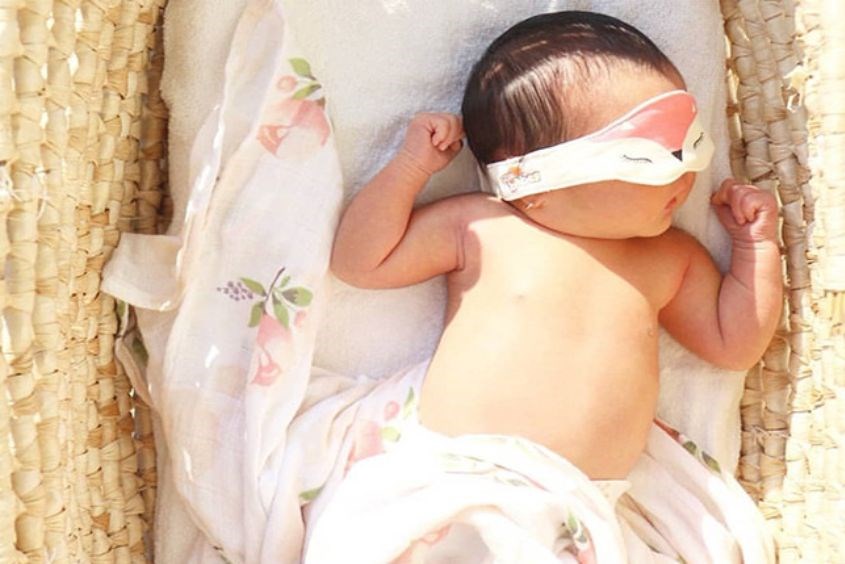 Tắm nắng giúp bổ sung vitamin D3 cho trẻ hiệu quả và tiết kiệm