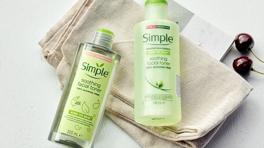 Simple Kind To Skin Smoothing Facial Toner