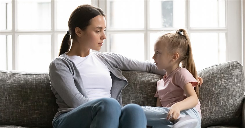 Có nhiều nguyên nhân dẫn đến hiện tượng chậm phát triển về ngôn ngữ (Ảnh minh họa: osfhealthcare) Có nhiều nguyên nhân dẫn đến hiện tượng chậm phát triển về ngôn ngữ (Ảnh minh họa: osfhealthcare)