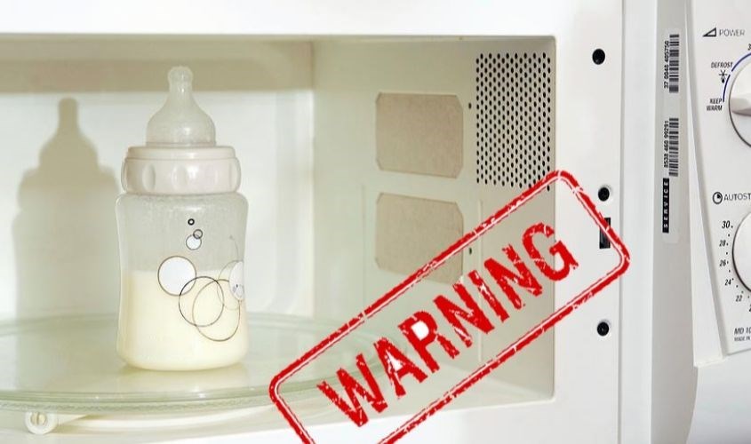 Không dùng lò vi sóng để pha hoặc hâm nóng sữa Glico cho trẻ