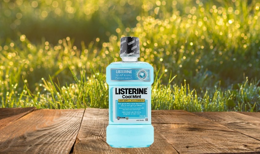 Nước súc miệng LISTERINE Cool Mint 250 ml hương bạc hà (từ 12 tuổi)