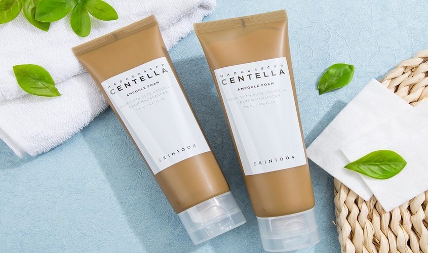 Sữa rửa mặt chiết xuất rau má Skin1004 125 ml