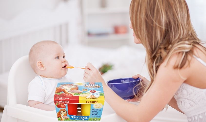 Lốc 4 hộp sữa chua phô mai Zott vị dâu chuối 200g