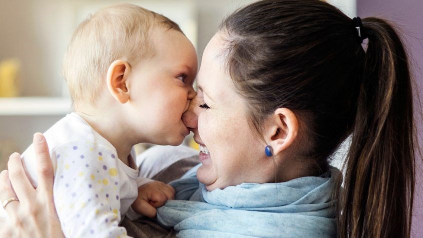 Trẻ hay cắn người khác