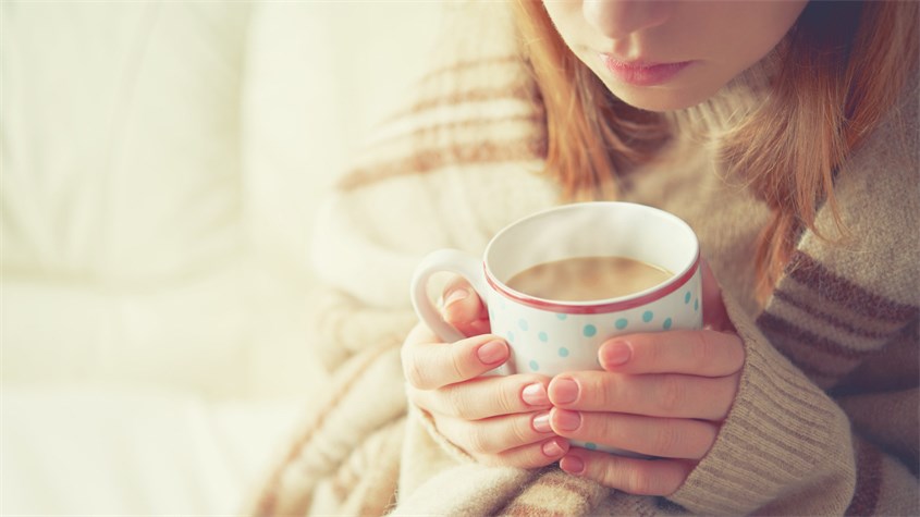 Tập trung vào hơi thở là một cách lấy lại bình tĩnh nhanh nhất từ đó kiểm soát tốt hành động của bản thân. Nguồn ảnh: ADDitude