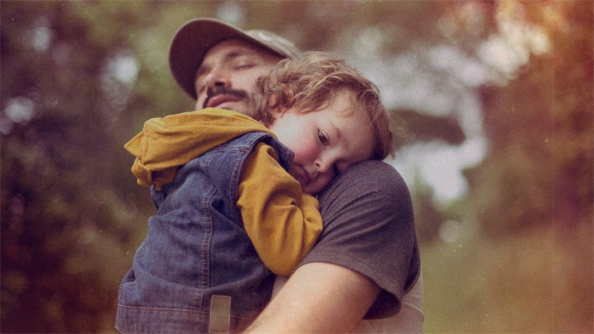 Đánh đòn không là phương pháp duy nhất để dạy dỗ con cái. Nguồn ảnh: Fatherly 