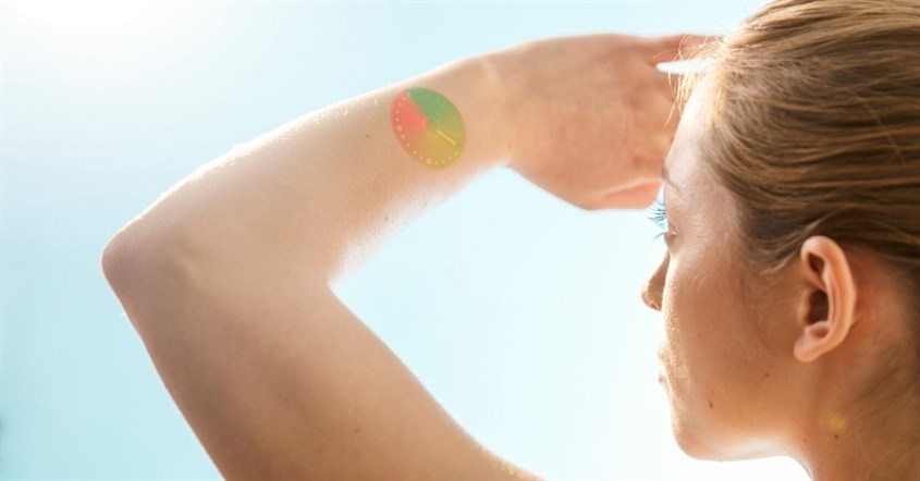 Không để da tiếp xúc với ánh nắng mặt trời với tần suất dày đặc
