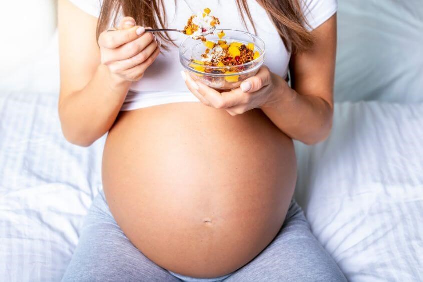 Mẹ bầu ăn chay có tốt không?