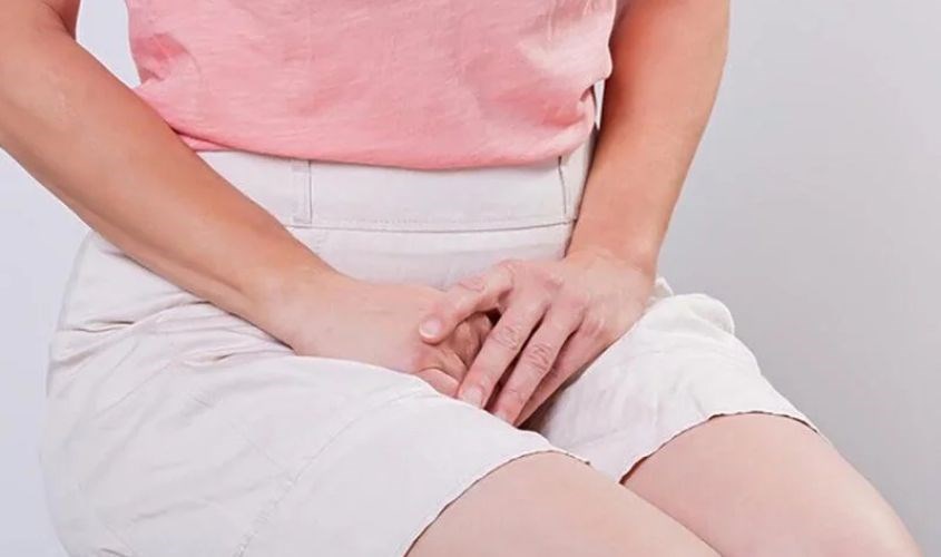 Ngưng dùng dung dịch vệ sinh nếu thấy vùng kín có dấu hiệu bất thường