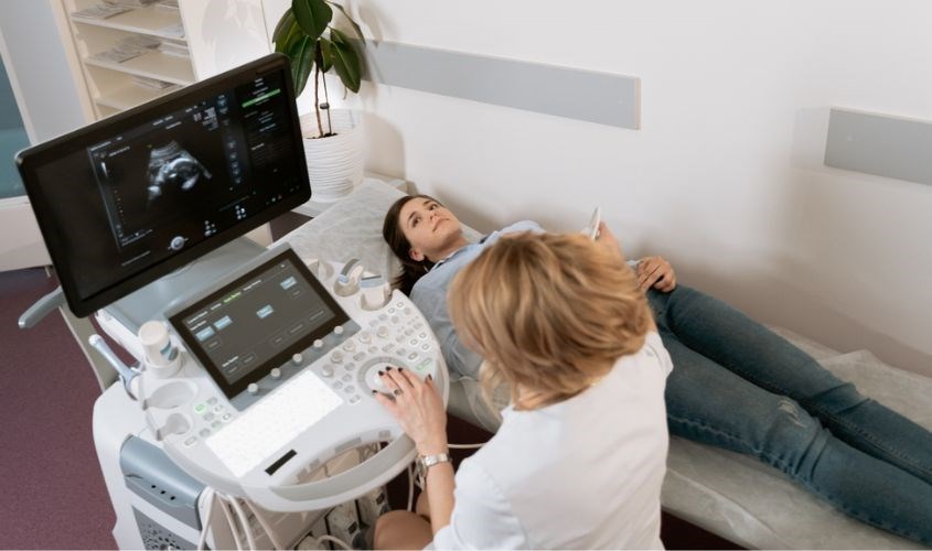 Thăm khám kịp thời để tìm ra phương pháp chữa trị hiệu quả. Nguồn ảnh: Pexels