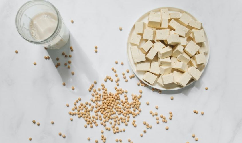 Protein từ sữa bò và đậu nành có thể khiến trẻ sơ sinh bị dị ứng. Nguồn ảnh: Pexels Protein từ sữa bò và đậu nành có thể khiến trẻ sơ sinh bị dị ứng. Ảnh: Pexels