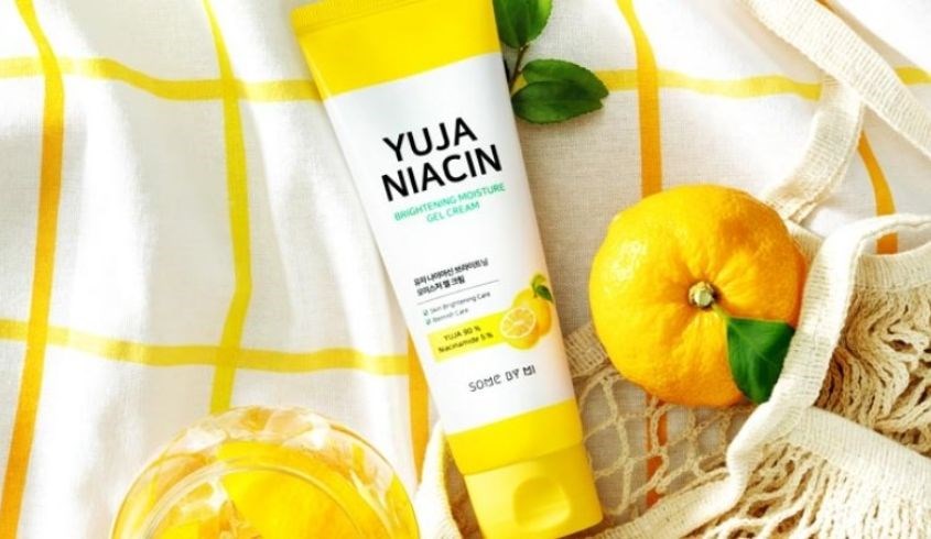 Kem dưỡng ẩm và làm đều màu da Some By Mi Yuja Niacin