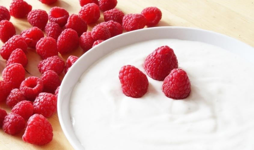 Ăn yogurt không đường hoặc thấp đường.