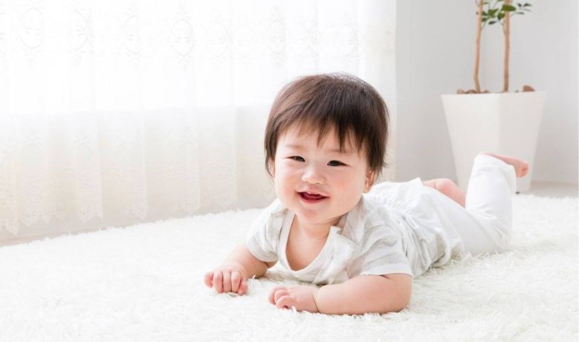 Một số kiểu bò và trườn ở trẻ. Nguồn từ theasianparent Một số kiểu bò và trườn ở trẻ. Nguồn từ theasianparent
