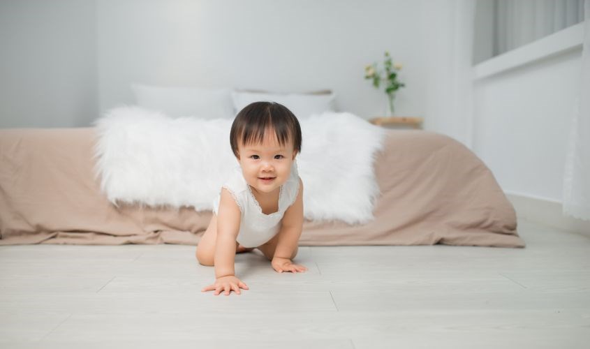 Khi nào trẻ biết bò? Nguồn từ tinybeans Khi nào trẻ biết bò? Nguồn từ tinybeans