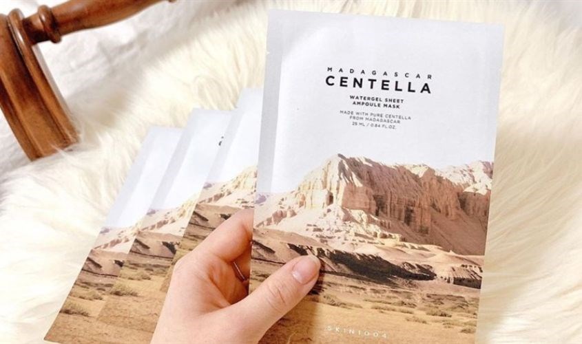Mặt nạ giấy Rau Má dưỡng ẩm làm dịu da Skin1004 Madagascar Centella Watergel Sheet Ampoule 25 ml Mặt nạ giấy Rau Má dưỡng ẩm làm dịu da Skin1004 Madagascar Centella Watergel Sheet Ampoule 25 ml