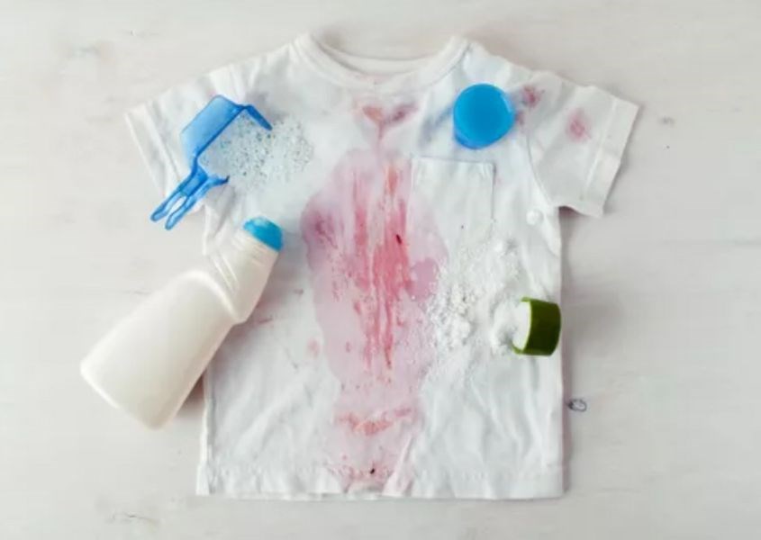 Lựa chọn nước tẩy phù hợp và đảm bảo an toàn cho làn da của trẻ. Nguồn từ automaticlaundry