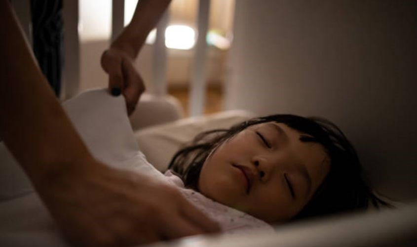 Bạn có thể rời khỏi nhà khi con đang ngủ để không bị muộn giờ làm. Nguồn: iStock Bạn có thể rời khỏi nhà khi con đang ngủ để không bị muộn giờ làm. Nguồn: iStock