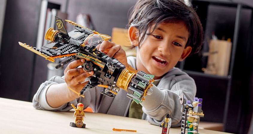 Đồ chơi phi cơ chiến đấu của Cole Lego Ninjago 71736 (449 chi tiết)