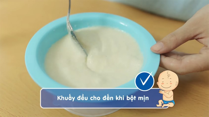 Khuấy bột theo 1 chiều cho đến khi sánh mịn Khuấy đều tay cho đến khi bột sánh mịn