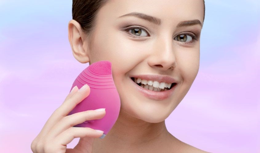 Máy rửa mặt và massage Rio FADC