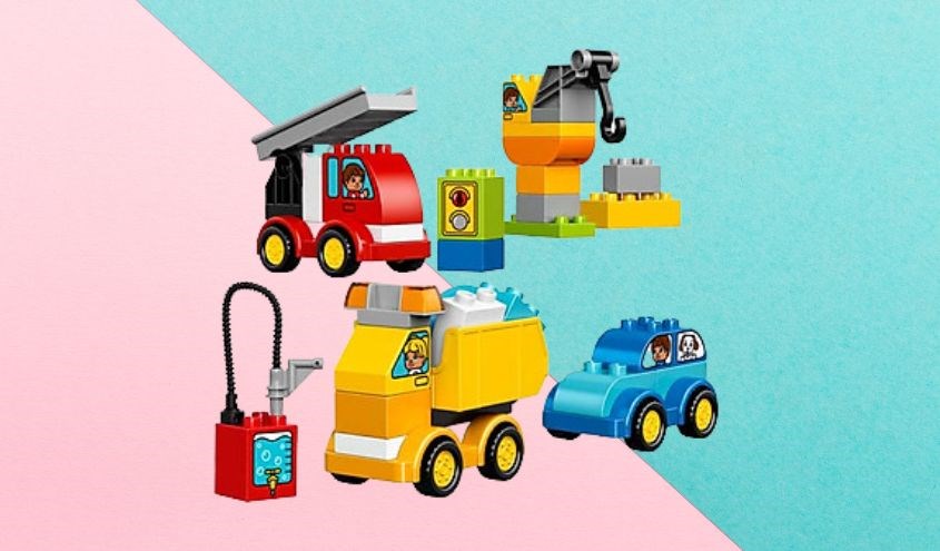 Bộ lego ô tô đầu tiên của bé
