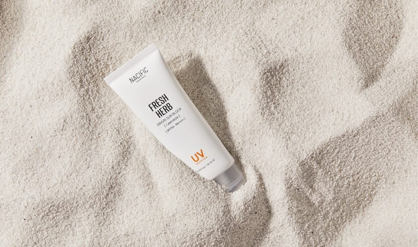 Kem chống nắng làm dịu và phục hồi da Nacific Fresh Herb SPF 50+ PA++++ 50 ml