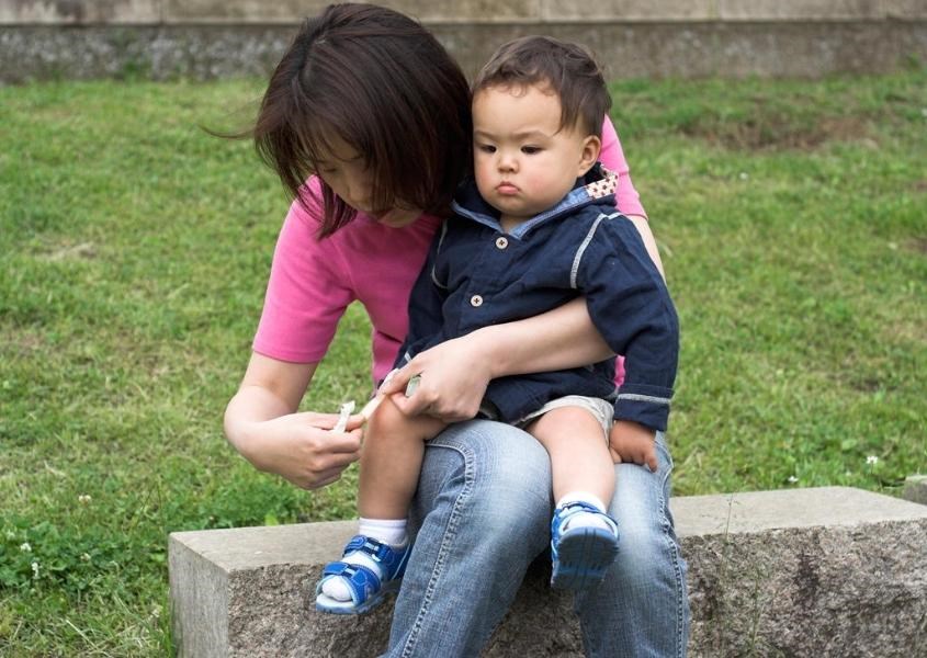 Cách xử lý khi trẻ bị say xe. Nguồn từ babycenter