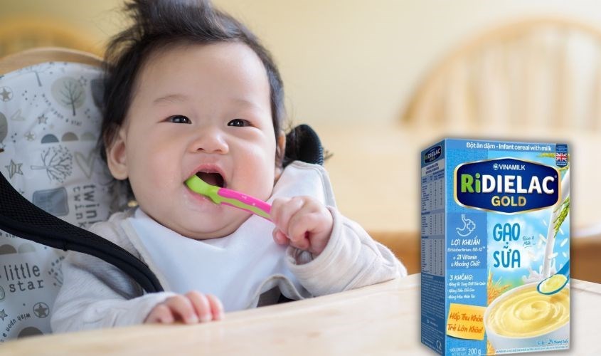 Bột ăn dặm Vinamilk RiDielac Gold gạo sữa hộp 200g (6 - 24 tháng