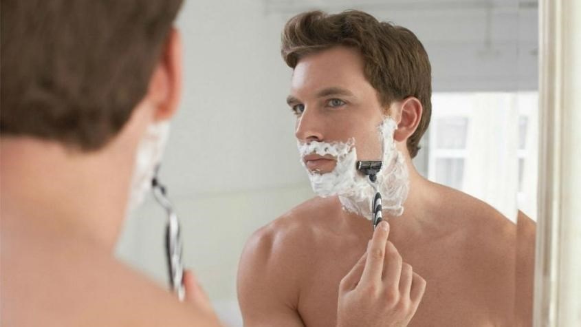 Sử dụng chung dao cạo dễ bị nổi mụn