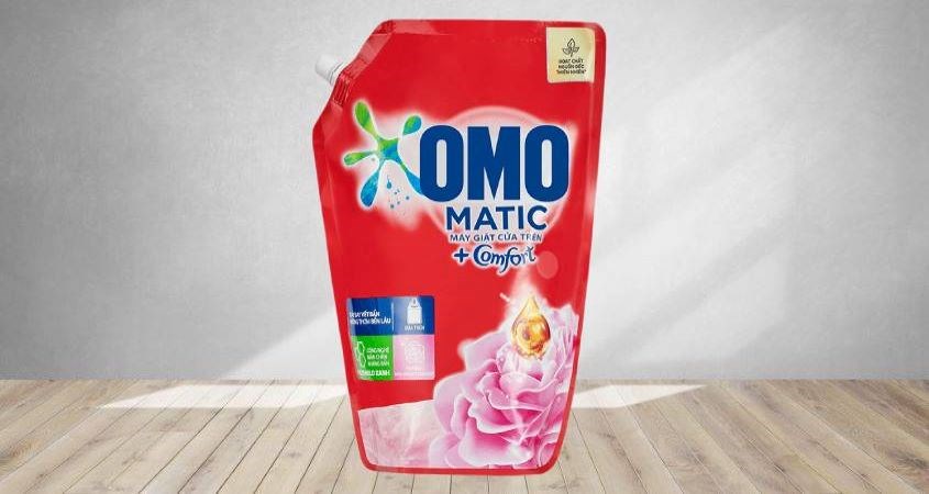 Nước giặt OMO Matic Comfort hương hoa hồng 