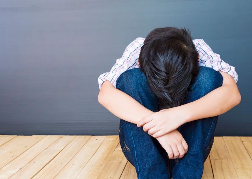 Trẻ có thể bộc phát cảm xúc mạnh khi ba mẹ vô tình có những hành xử chưa phù hợp. Ảnh: freepik Trẻ có thể bộc phát cảm xúc mạnh khi ba mẹ vô tình có những hành xử chưa phù hợp. Ảnh: freepik