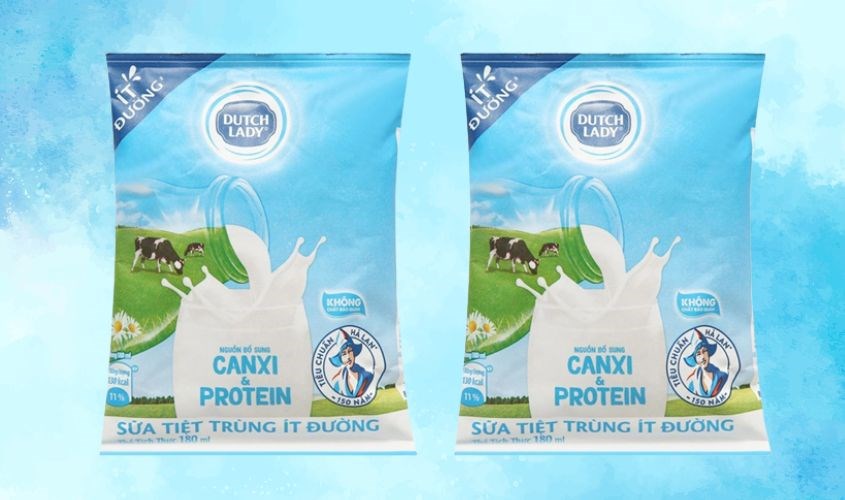 Sữa tươi Dutch Lady ít đường bịch 180 ml (từ 1 tuổi) Sữa tươi Dutch Lady ít đường bịch 180 ml (từ 1 tuổi)