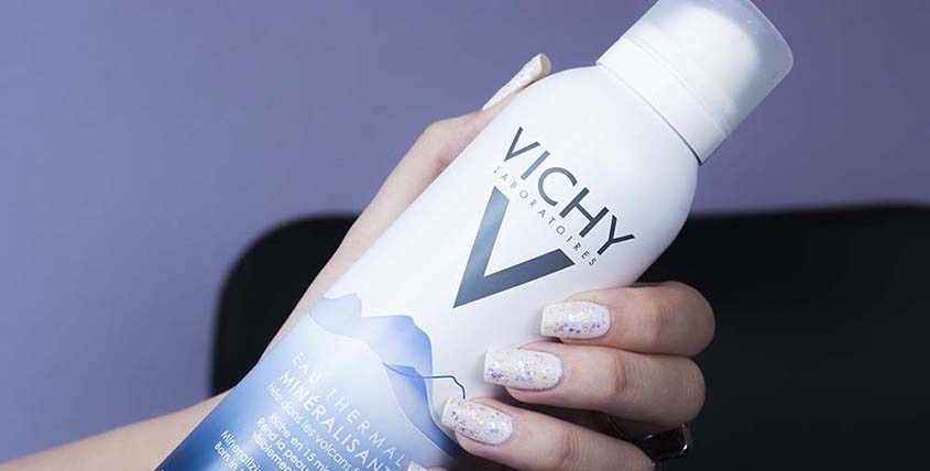 Xịt khoáng Vichy làm dịu, cấp ẩm cho da