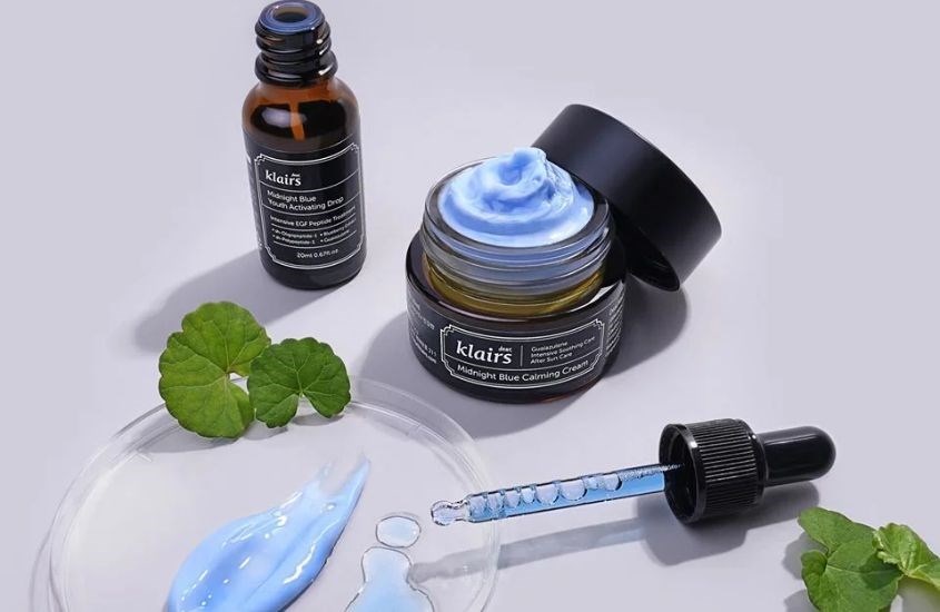 Kem dưỡng làm dịu và phục hồi da Klairs Midnight Blue Calming 30 ml Kem dưỡng làm dịu và phục hồi da Klairs Midnight Blue Calming 30ml