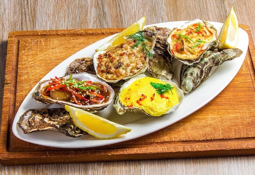 Nếu muốn ăn hàu, bạn hãy nấu chín kỹ loại hải sản này. Nguồn ảnh: FirstCry Parenting Nếu muốn ăn hàu, bạn hãy nấu chín kỹ loại hải sản này. Nguồn ảnh: FirstCry Parenting