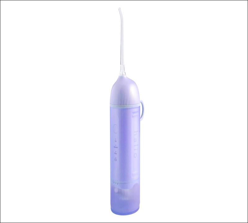 Máy tăm nước cầm tay Halio UltraClean Oral Irrigator có thiết kế dạng gập nhỏ gọn cùng dung tích bình nước 160ml