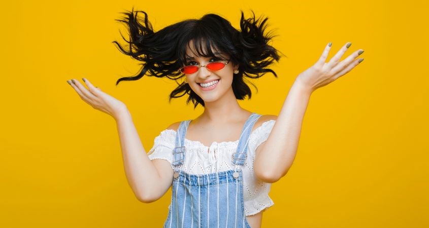 Dầu xả giúp phục hồi độ đàn hồi cho tóc