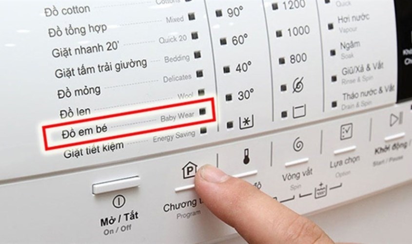 Sử dụng chế độ giặt đồ em bé khi giặt quần áo sơ sinh