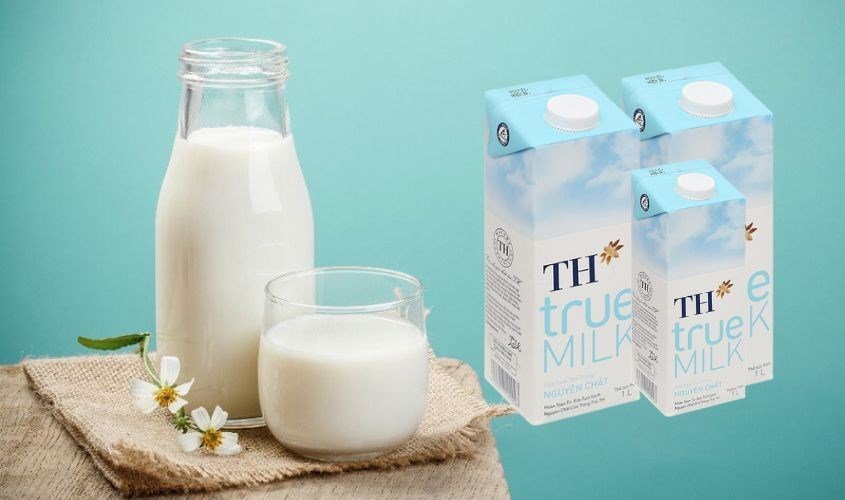 Dùng Sữa tươi TH true MILK không đường 1 lít để rửa mặt