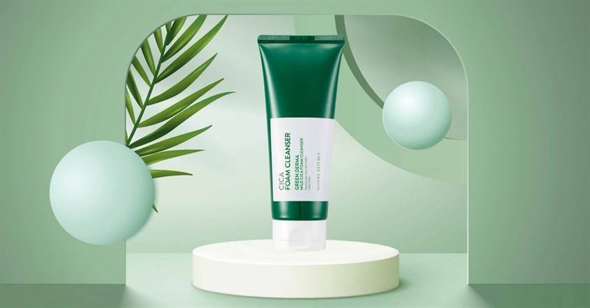 Sữa rửa mặt chiết xuất keo ong và rau má Nature Republic Green Derma 150 ml