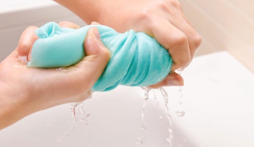 Bạn cần vắt quần áo thật sạch