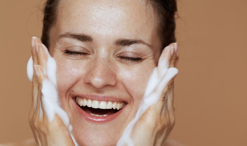 Sản phẩm bảo đảm an toàn cho các chị em vì cam kết không chứa cồn và hương liệu 