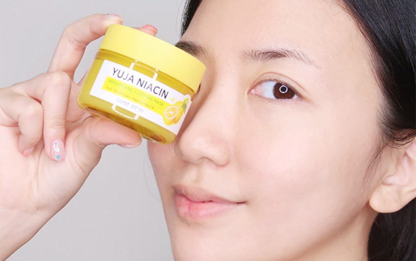 Mặt nạ ngủ tinh chất Quýt Yuja cấp ẩm và dưỡng sáng Some By Mi