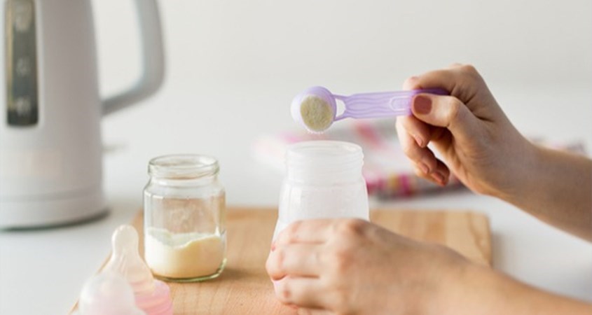 Pha sữa đúng liều lượng hướng dẫn trên bao bì